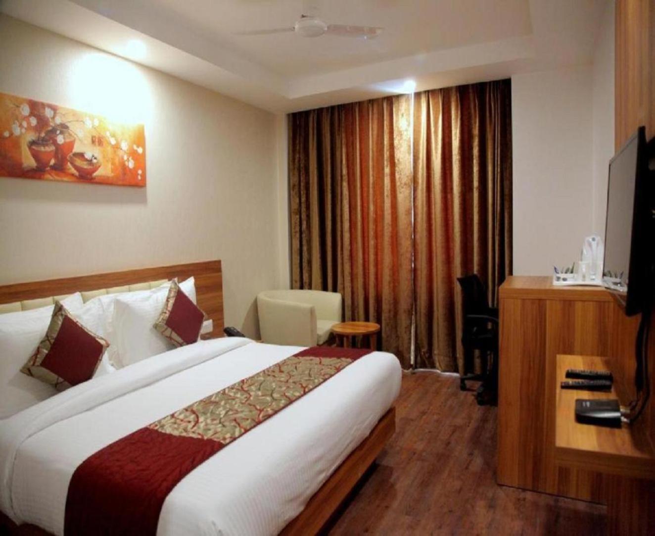 Hotel Tu Casa Delhi Airport Neu-Delhi Exterior foto